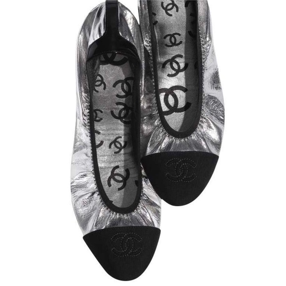 BRAND NEW Authentic Chanel Silver Ballet Flats - Picture 1 of 16
